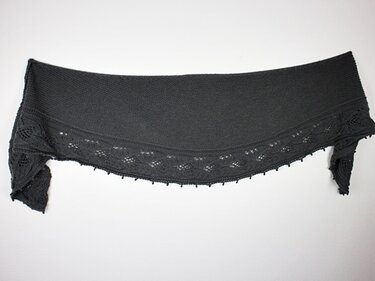 Strickanleitung Tuch halbrund – elegantes Lace Tuch „Julietta“ - Bild 13