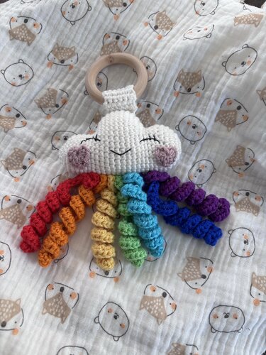 Häkelanleitung Greifling Wolke Sunny mit Regenbogen