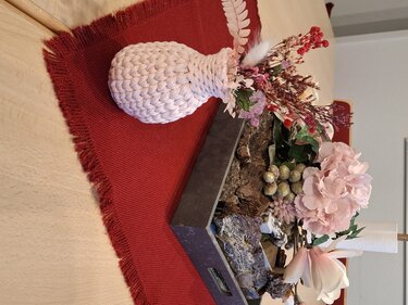 Häkelanleitung für eine dekorative gehäkelte Blumenvase - Bild 11