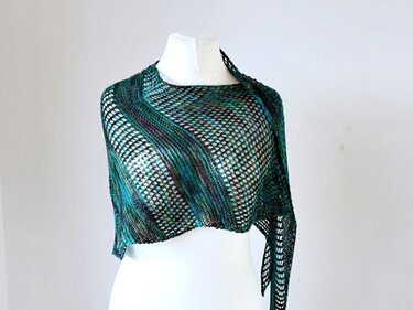 Knitting Pattern Shawl Soraya, Asymmetrical Triangle Shawl – Easy Lace Knit - Image 11