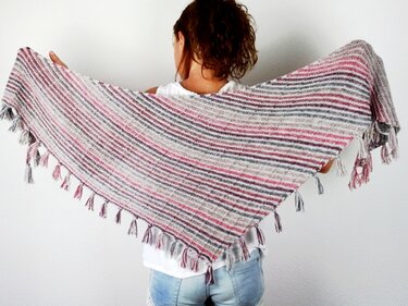 Knitting pattern shawl "Mika" - Image 6