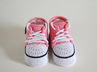 Crochet baby shoes pattern 0-3 months high top baby sneakers with stars b12 - Image 7