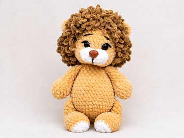 Häkelanleitung Löwe Noah – Amigurumi Kuscheltier aus Chenillegarn