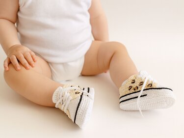 Häkelanleitung Turnschuhe mit Leopardenmuster für Babyschuhe 4 Größen - Bild 11