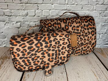 Traveling + Mini Cosmetic Bag Set – Pattern, Sewing Instructions & Video - Image 6