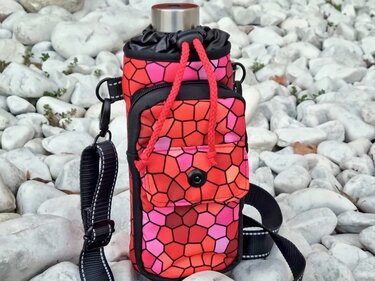 "Walking" Bottle Bag – PDF Pattern, Sewing Instructions & Video - Image 8