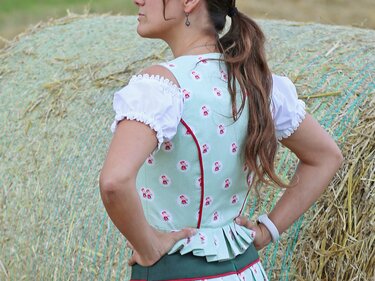 Susal Traditional Bodice + Dirndl Blouse – Pattern & Sewing Instructions - Image 6