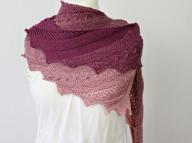 Strickanleitung Tuch einfach – luftiges Drachenschwanz-Tuch für Anfänger - Bild 6