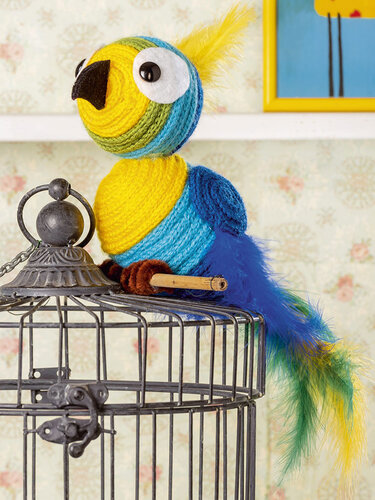 Papagei aus einer Stricklieselschnur