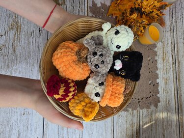 Halloween Crochet Pattern 5 in 1: Ghost, Pumpkin, Spider, Black Cat + Bonus - Image 6