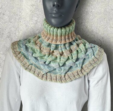 Strickanleitung Schalkragen, Kragenschal, verzopft  #388 - Bild 9