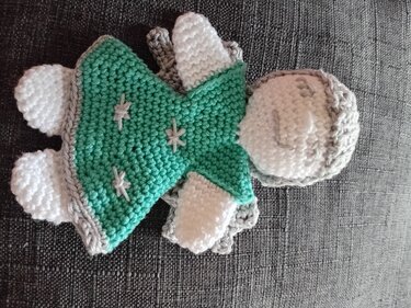 Himmlisches Weihnachtsgeschenk häkeln: Engelspüppchen - Bild 2