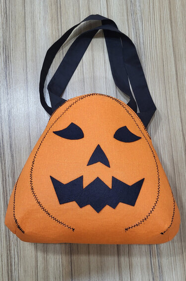 PDF Halloween Pumpkin Bag Sewing Pattern. DIY Fabric Bag Tutorial - Image 3
