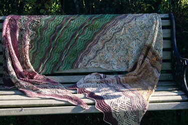 Strickanleitung Schal/Stola "So viel Heimlichkeit"