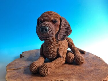 Crochet Pattern Hunting Dog, crochet a lying dog, amigurumi dog by jennysideenreich