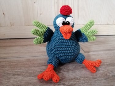 das moppelige Hähnchen- Häkelanleitung