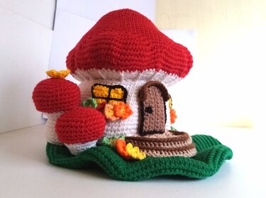 Mushroom House. Crochet pattern