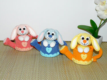 Häkelanleitung Häschen in der Gießkanne