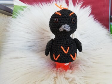 Häkelanleitung Eierwärmer Schräger Vogel