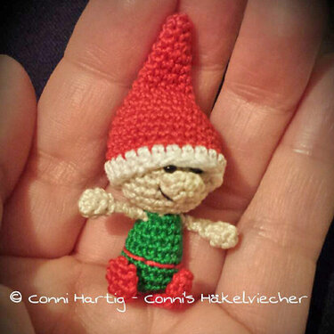 Häkelanleitung Mini Wichtel Weihnachten Deko Geschenkidee Glücksbringer Schlüsselanhänger - Häkeln