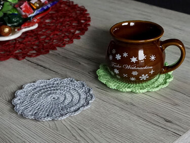 Crochet Pattern for easy coaster!