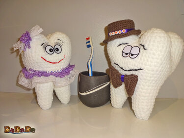 die Toothies, der Backenzahn, ein Zahn zum Kuscheln, gehäkelt von dadade - Häkeln