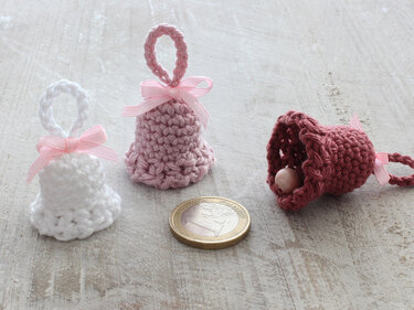 Süße Glöckchen in 3 Größen - Baumschmuck, Tischdeko, Geschenkanhänger - Häkeln