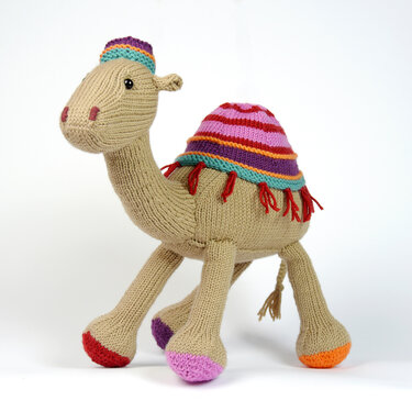 Kemal The Camel knitting pattern