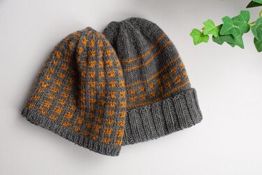 Paula and Paula - Knitting pattern set of matching hats