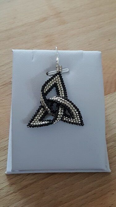 Keltischer Knoten 3D / Ohrring / Anhänger - Basteln