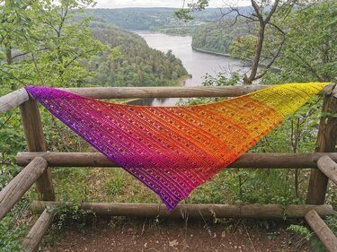 Häkelanleitung - Tuch "Perixa" Asymmetrisch