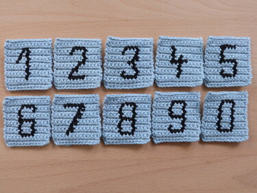 Crochet pattern for integrated numbers