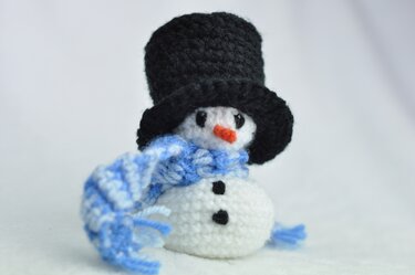 Häkelanleitung Schneemann Weihnachten