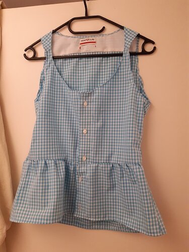 Upcycling Nähanleitung für eine Bluse aus einem Männerhemd