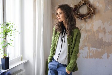 Häkelanleitung: Grüne Jacke mit Borte
