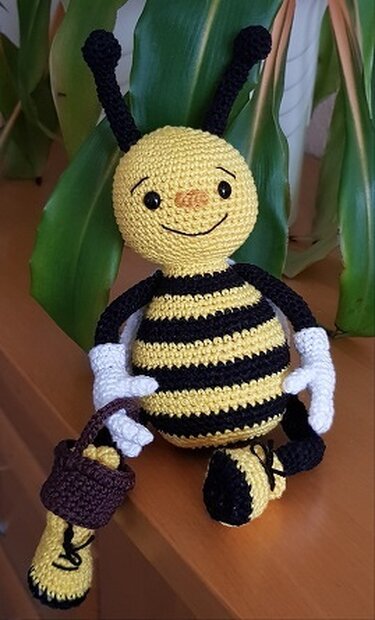 Häkelanleitung Biene "Familie Abeja"