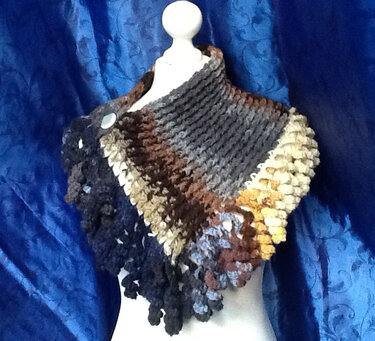 kuschelige Kragenschal „Lady Chronford“ - Bild 3