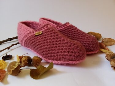 Hausschuhe. Für Anfänger. Häkelanleitung