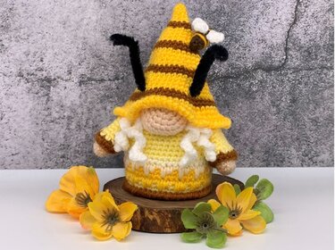 Crochet Pattern Bee Gnome III