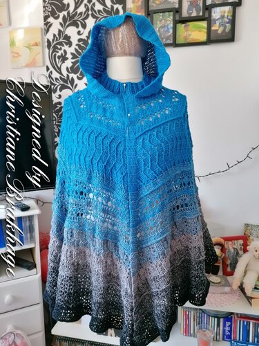 Anleitung "Ramona" Cape mit Kapuze - Häkeln