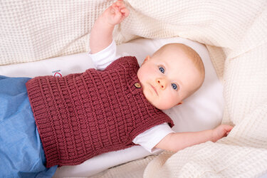 Strickanleitung Babypullunder Benno in den Größen 62 bis 80