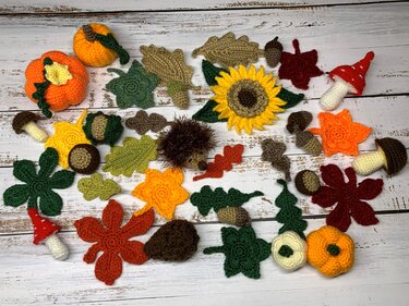Crochet pattern autumn decoration (21 pieces)