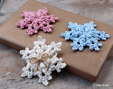 Little Snowflake „Jule“ - Christmas Decorations, Gift Tags - Crochet