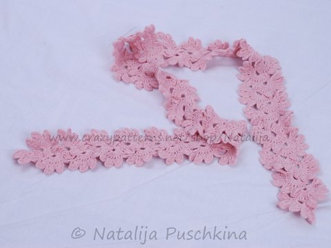 Häkelanleitung- Romantischer Rüschenschal für den Herbst