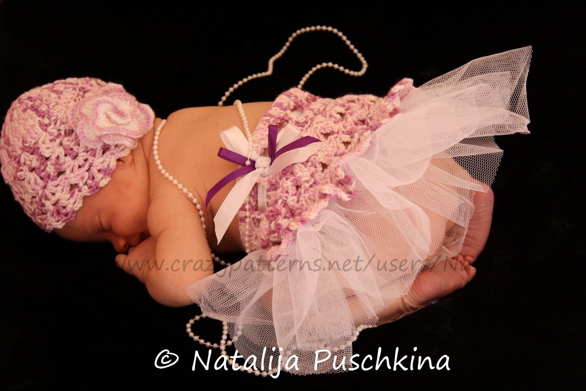 Häkelanleitung: Mütze und Rock für exklusive Babyfotos