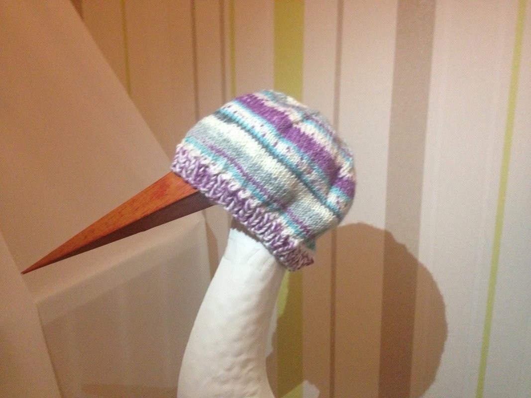  Babymütze für Neugeborene aus Wollresten