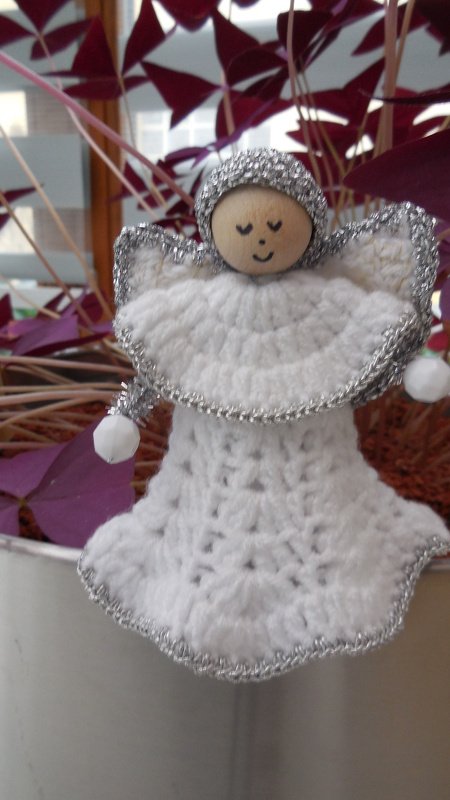 Kostenlose Häkelanleitung für Weihnachtsengel - Schutzengelchen - Bild 3