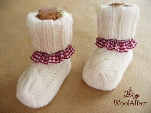 Babyschuhe stricken mit Zopfmuster - gut erklärte Strickanleitung Größe 13-17 - No.32