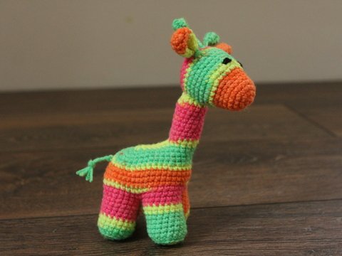Baby-Giraffe - Amigurumi Häkelanleitung