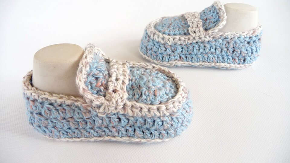 Häkelanleitung - Babyschuhe - College - No.91